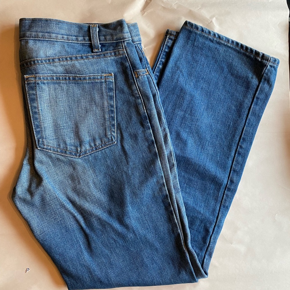 Great GAP (almost new) straight leg jeans